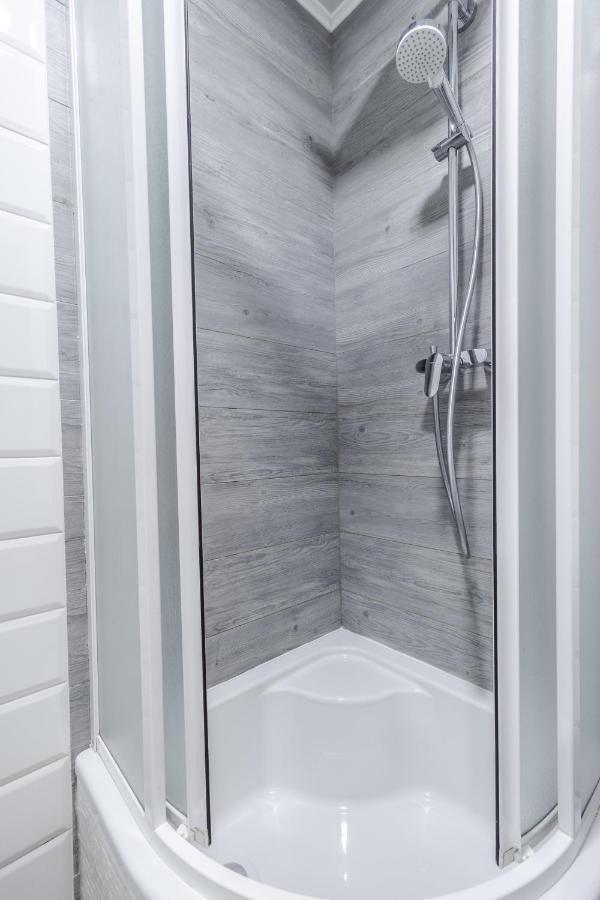 Modern Chaikovskogo Apartment Lvov Exteriér fotografie
